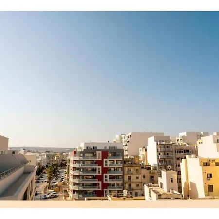 Corner Spacious 2br - By Hostmt Apartment *